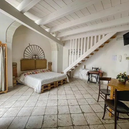 Novecento Room And Breakfast Puglia Massafra