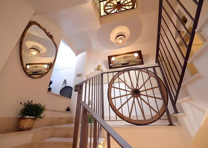 ゲストハウス Novecento And Breakfast Puglia 4*